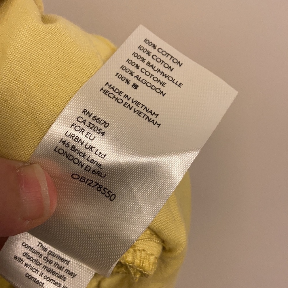 Bright Yellow High-Rise Pleated Women's Pants - Picture 11 of 11